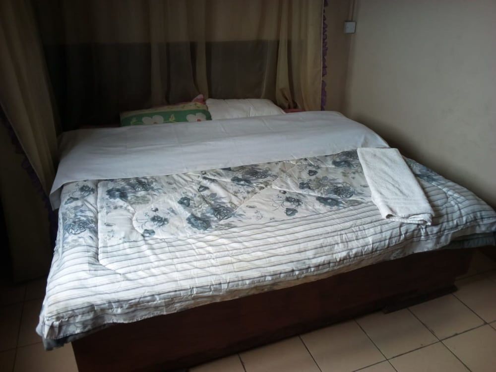  Kiambu Room