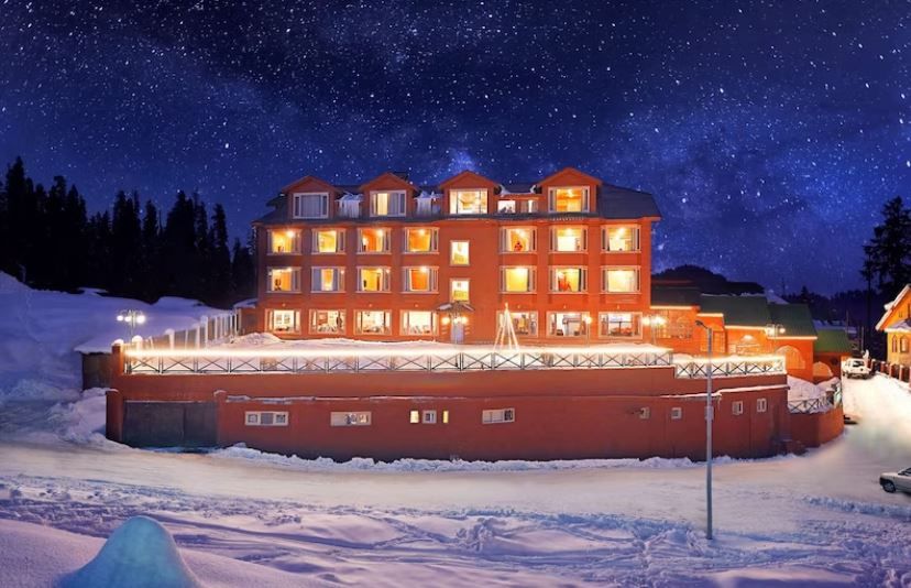 Jammu and Kashmir Gulmarg Hotel Exterior