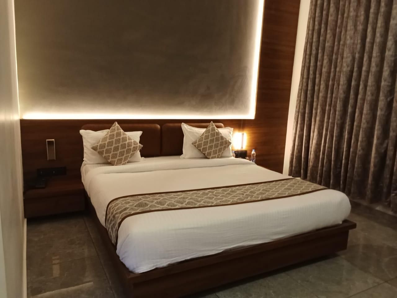 Gujarat Veraval Deluxe Room