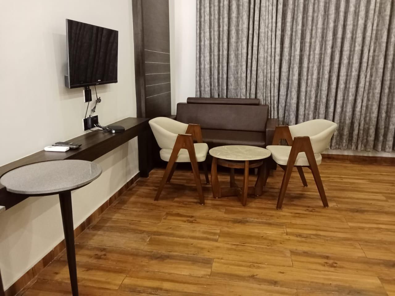 Gujarat Veraval Suite Room