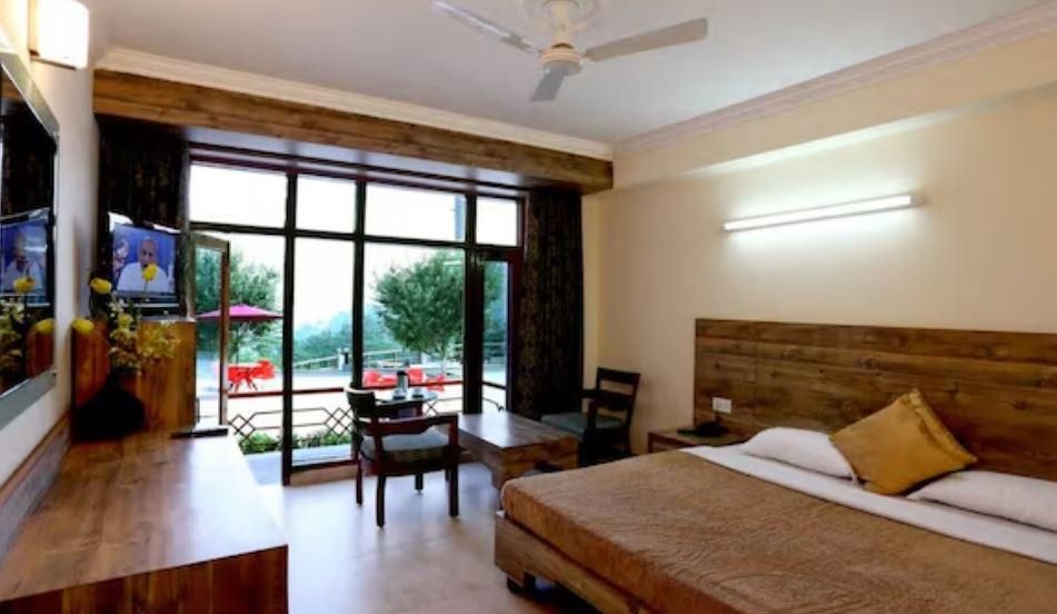 Jammu and Kashmir Patnitop Deluxe Room