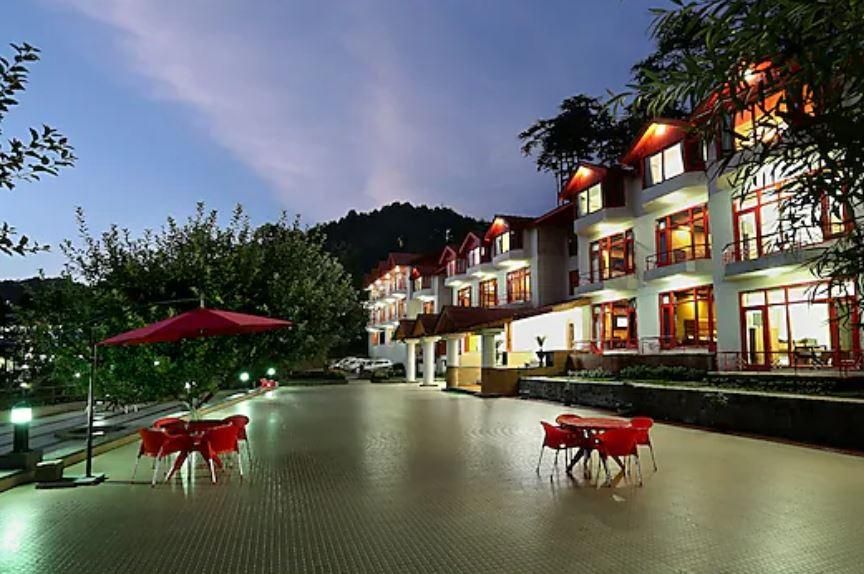 Jammu and Kashmir Patnitop Hotel Exterior