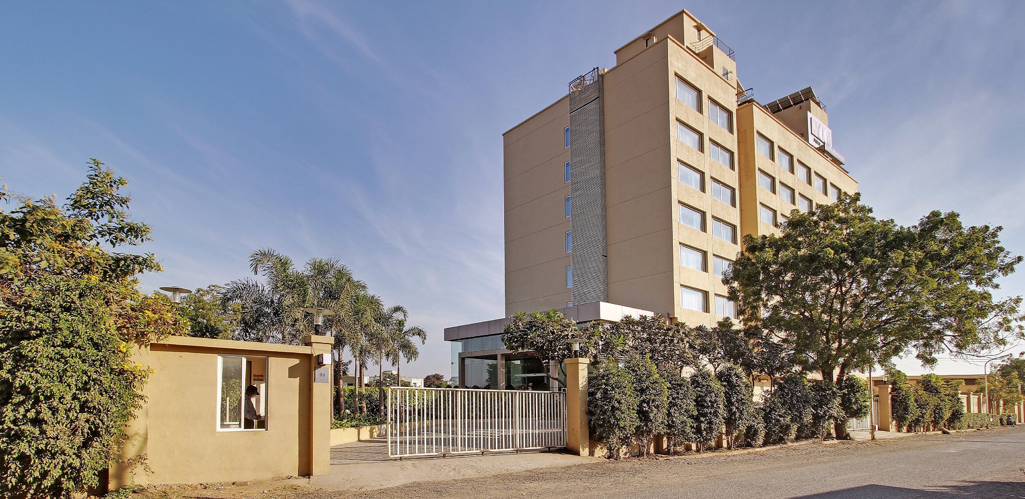 Maharashtra Shirdi Hotel Exterior