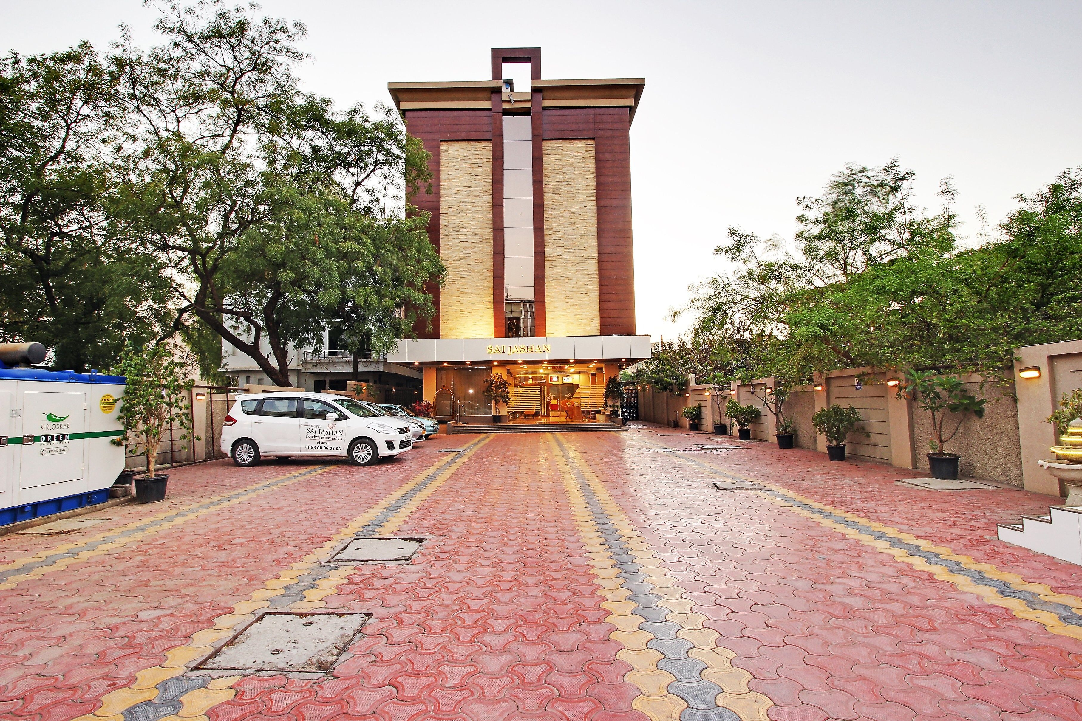 Maharashtra Shirdi Hotel Exterior