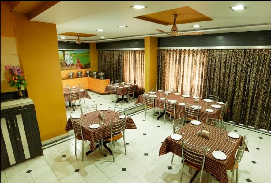 Maharashtra Shirdi Food & Dining