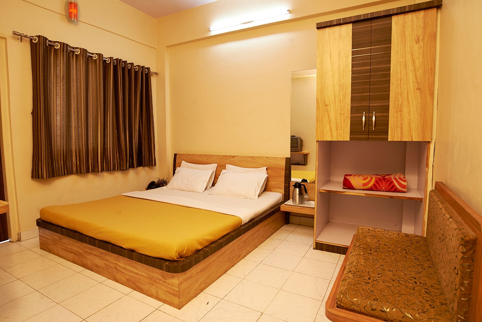 Maharashtra Shirdi Double Bed Non AC Room 