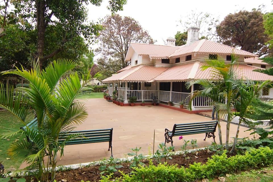 Madhya Pradesh Pachmarhi Facade