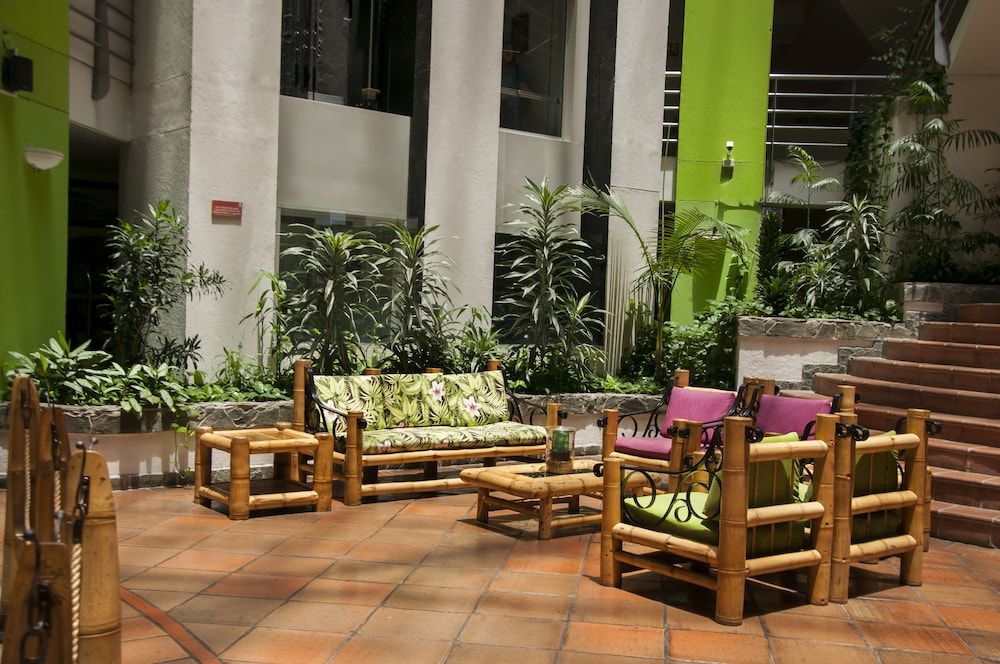 Quindio Armenia Lobby