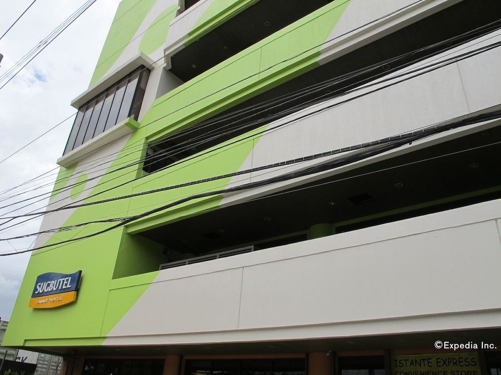  Cebu Exterior Detail