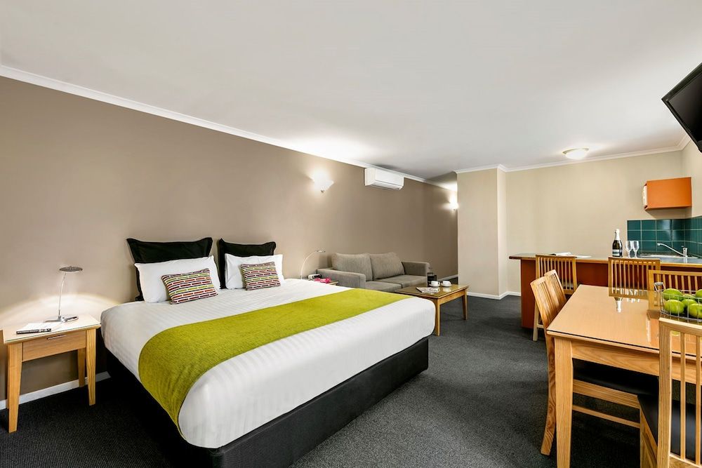 Tasmania Hobart Room