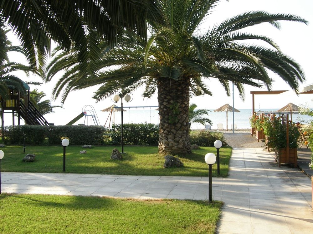 Peloponnese Argos-Mykines Courtyard