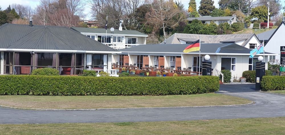 Waikato Taupo Facade