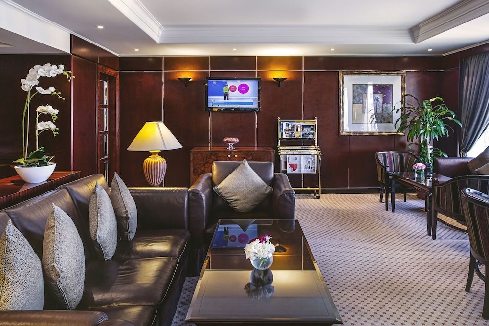 undefined Corniche Hotel Abu Dhabi 9