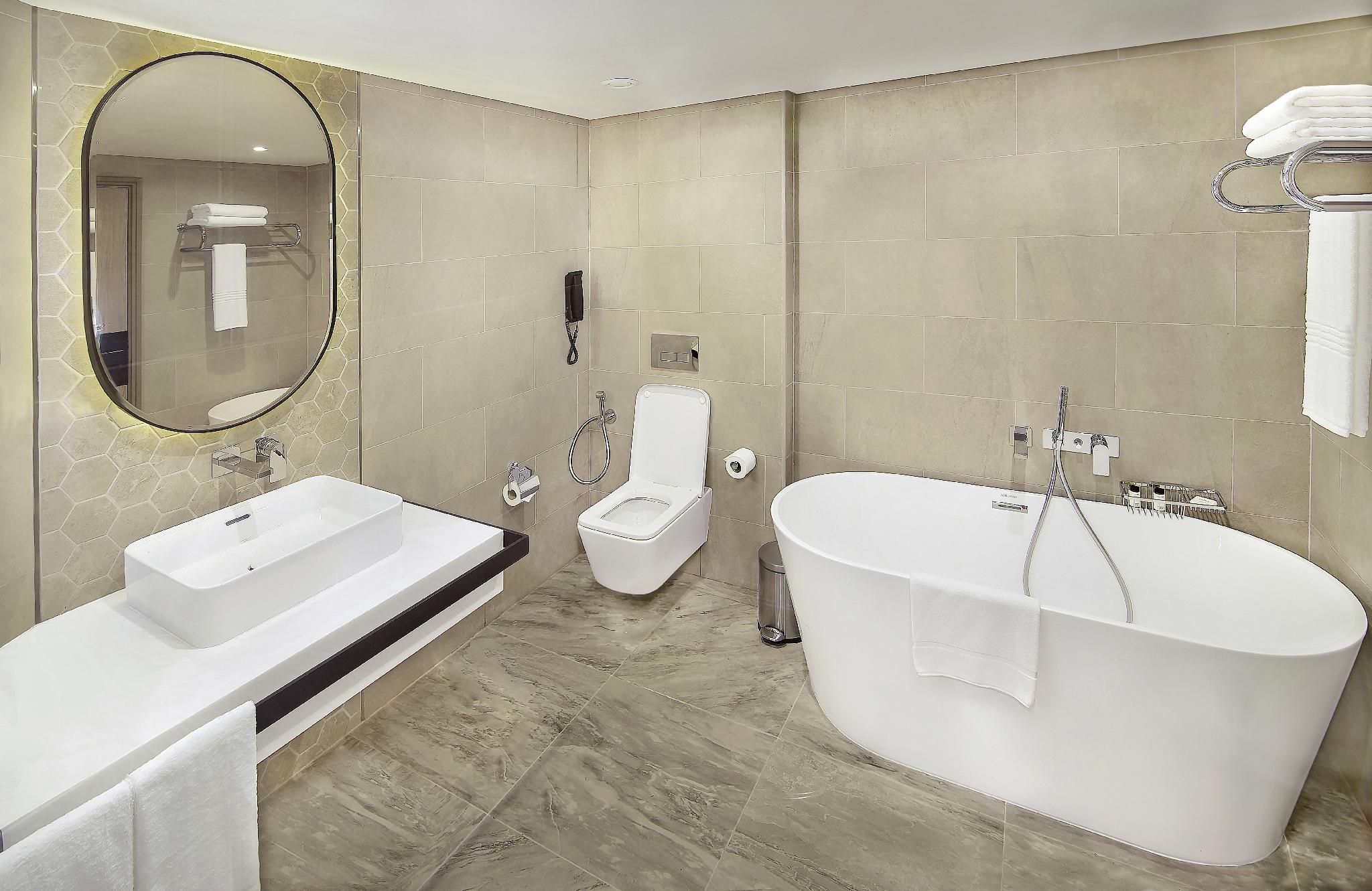 undefined Sheraton Abu Dhabi Hotel & Resort 6