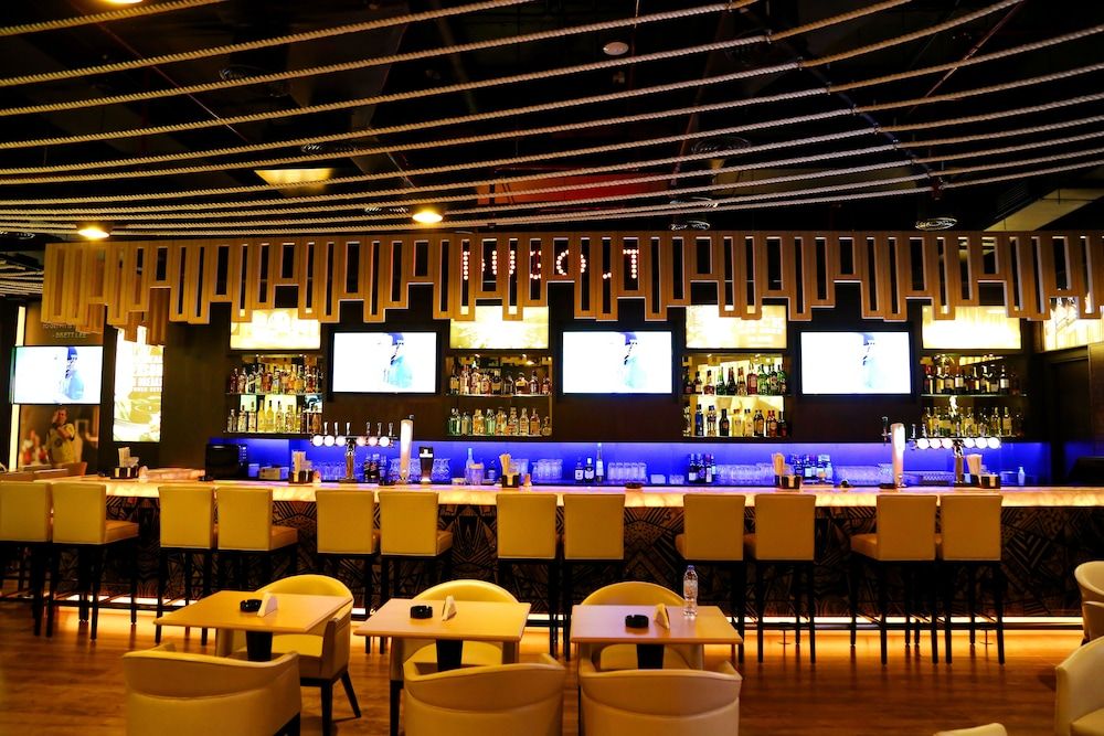 undefined Grand Excelsior Hotel Bur Dubai 5