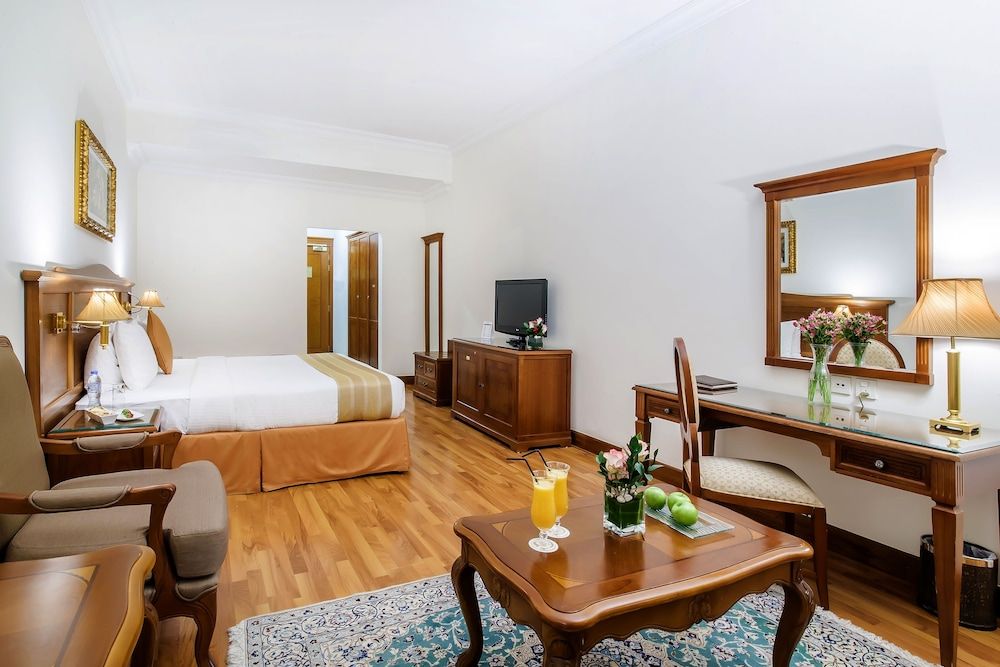 Grand Excelsior Hotel Bur Dubai Deluxe Room