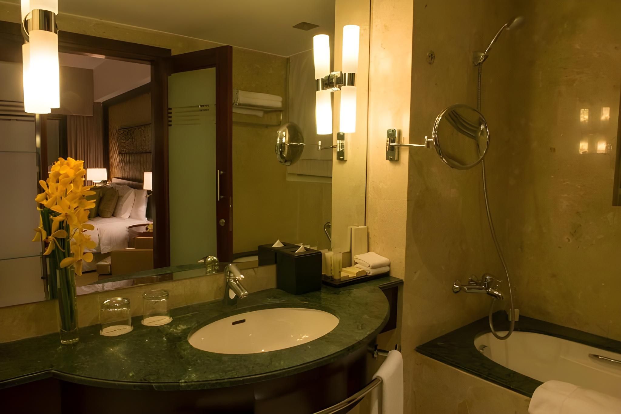 Dusit Thani Dubai Deluxe Twin Bed 11