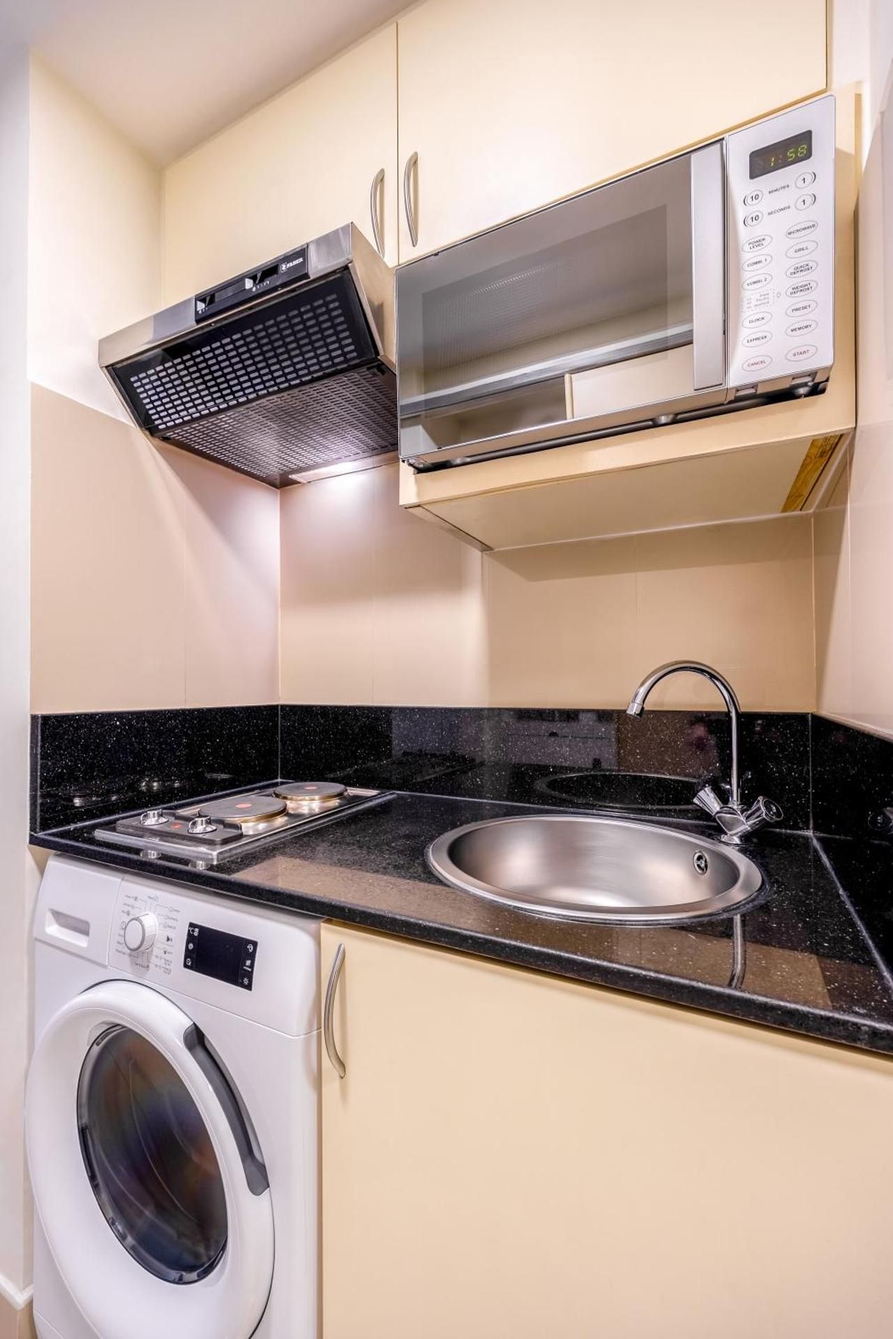 undefined Golden Sands Hotel Apartments 3