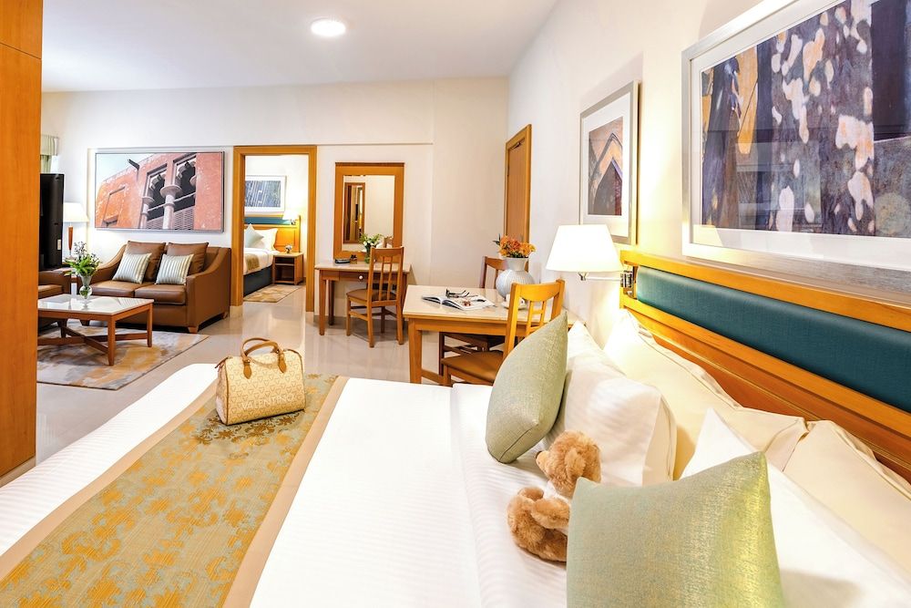 undefined Golden Sands Hotel Apartments 5