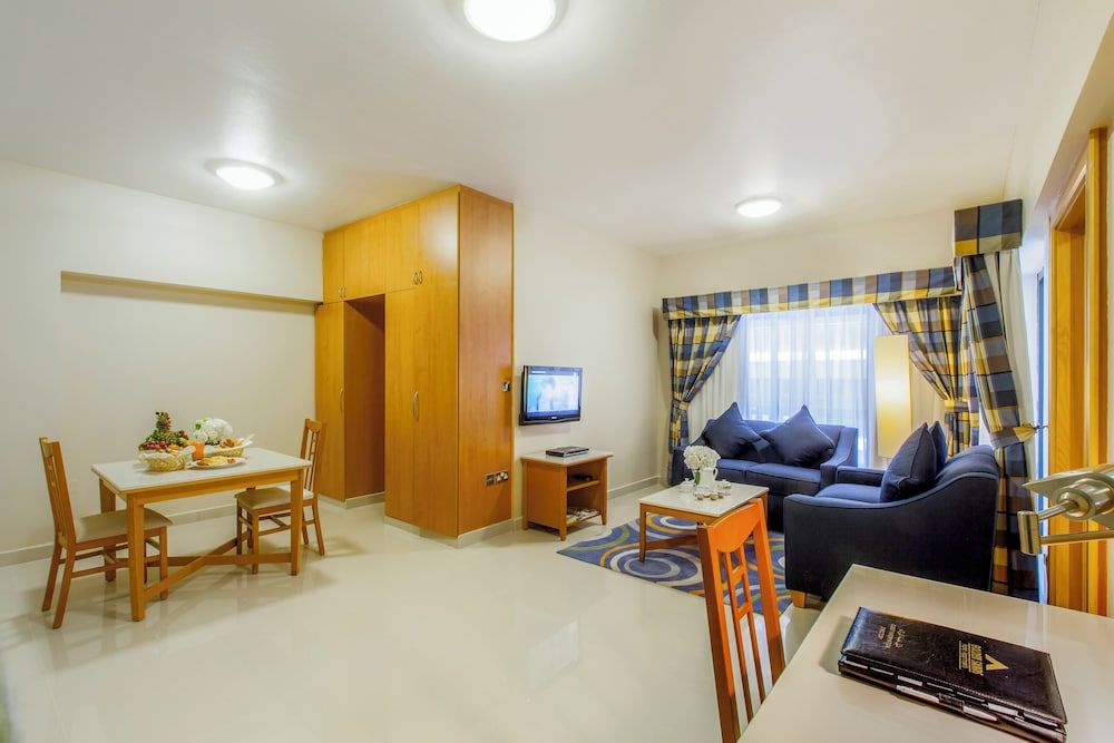 Golden Sands Hotel Apartments One Bedroom Apartment - Golden Sands 3 6