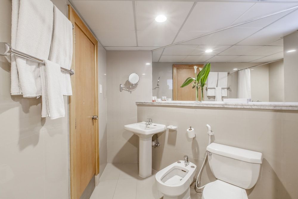 Golden Sands Hotel Apartments One Bedroom Apartment - Golden Sands 3 4