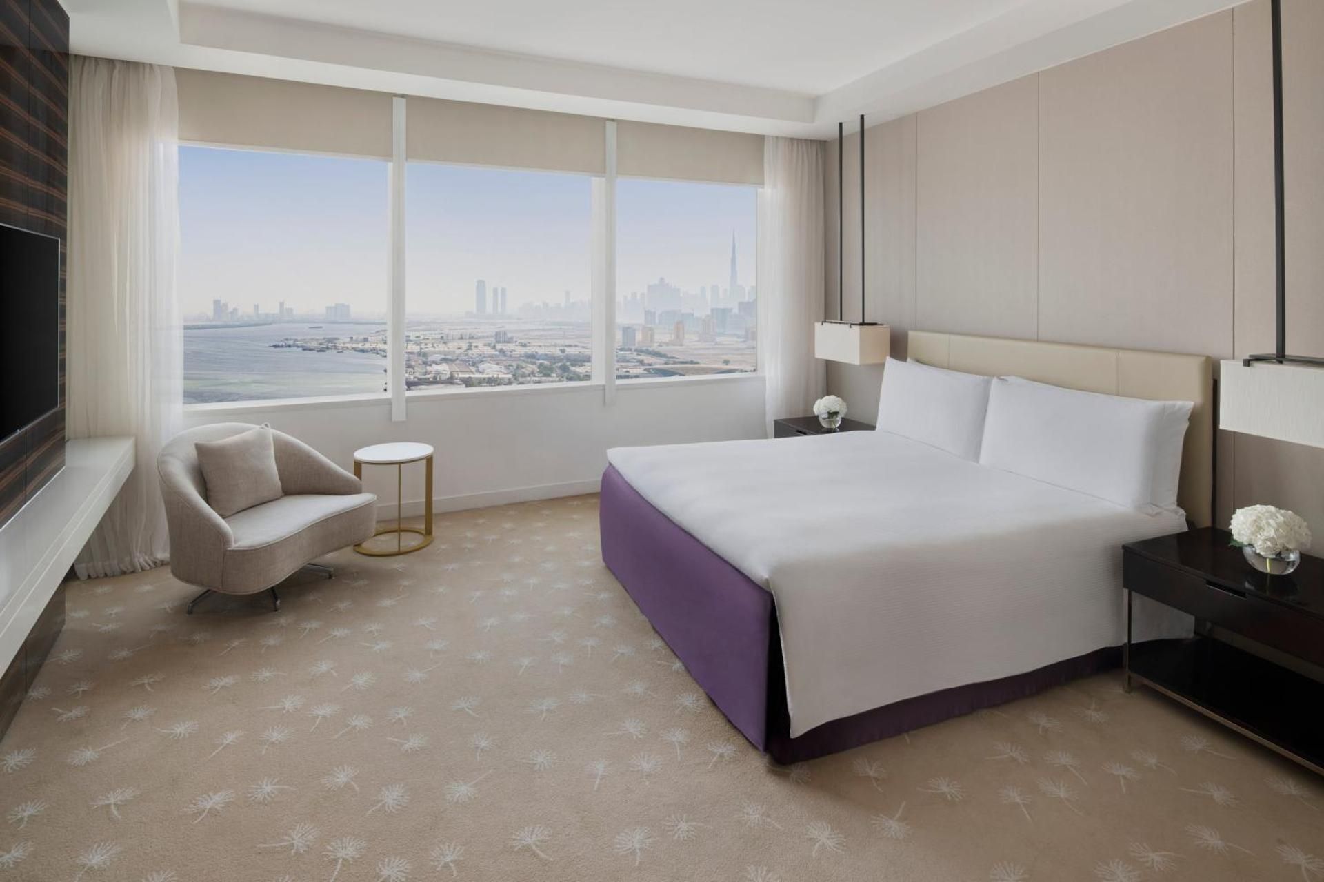 Signature Suite Club Lounge Accessible Creek View