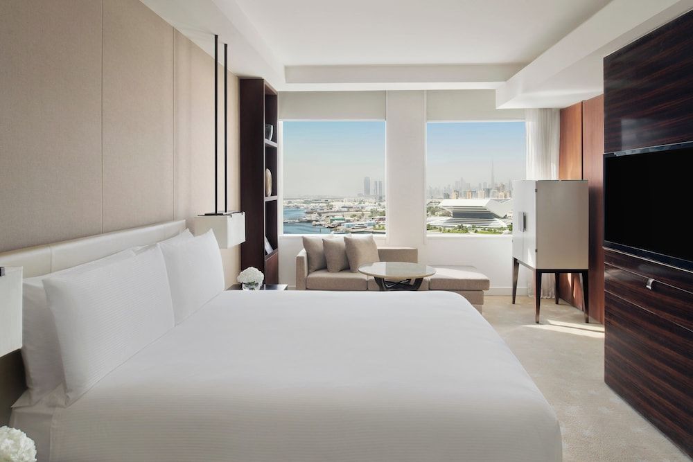 Classic Room, 1 King Bed (Burj Khalifa View)