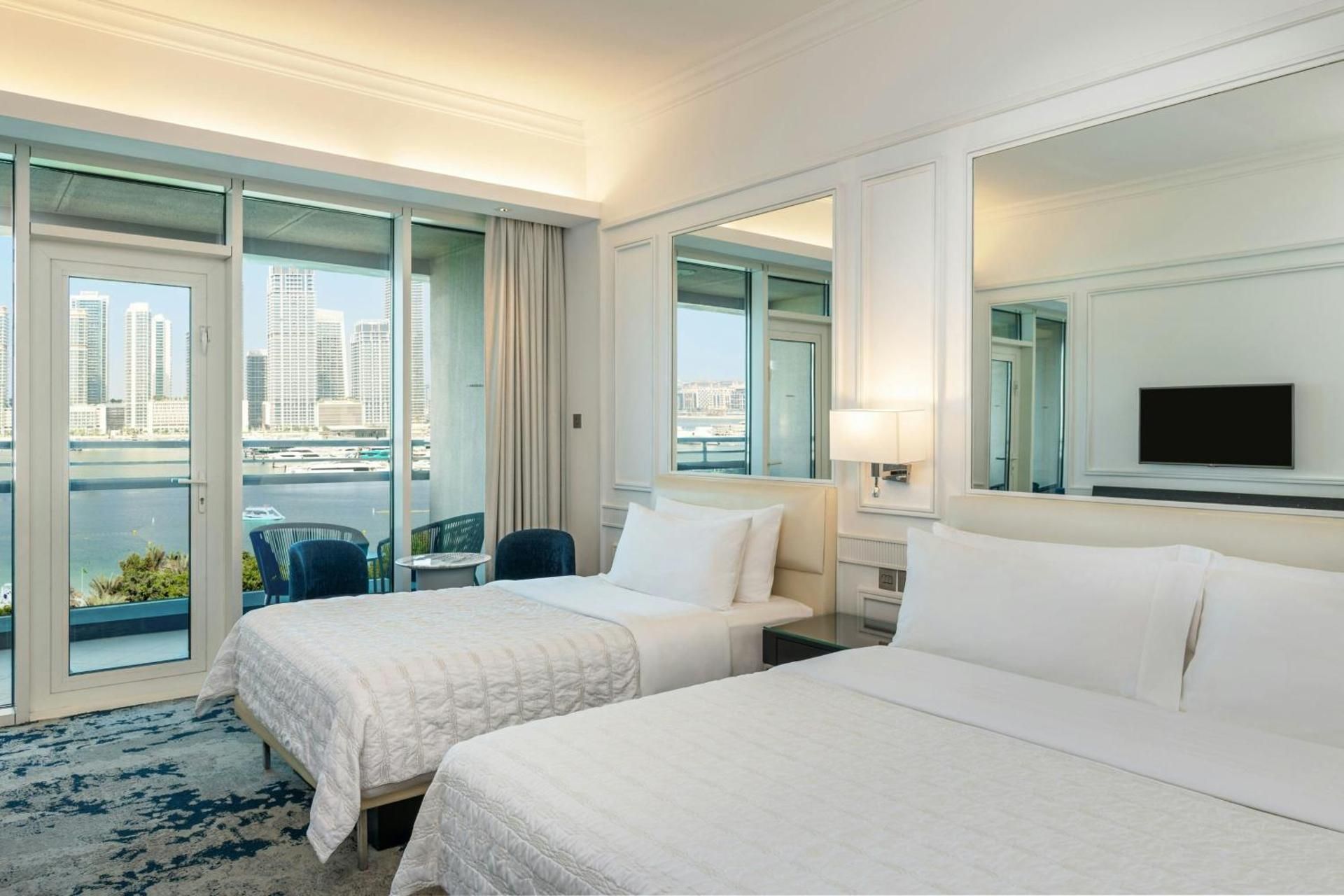 Club Sea View, Club lounge access, Guest room, 1 King or 1 Double, Balcony