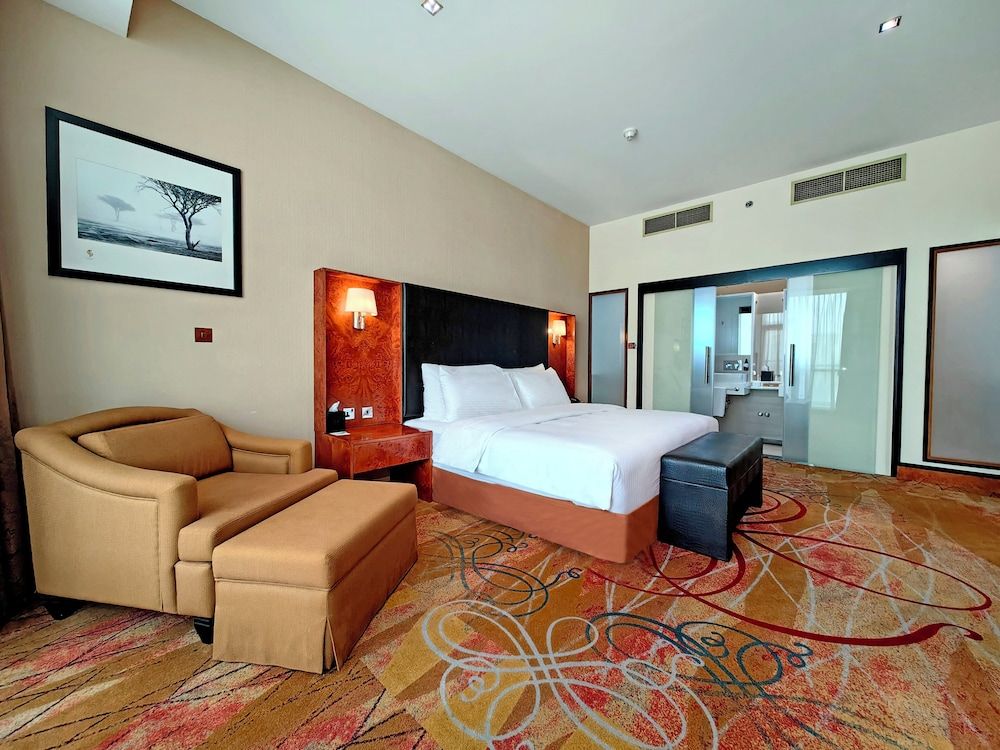 undefined Millennium Airport Hotel Dubai 8