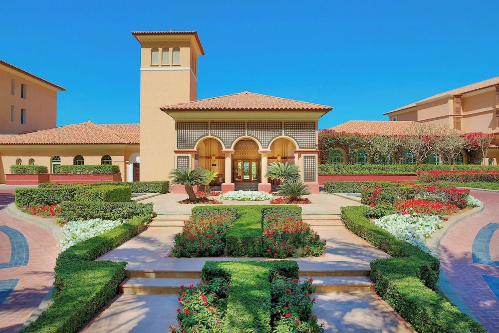 undefined The Ritz-Carlton, Dubai 3