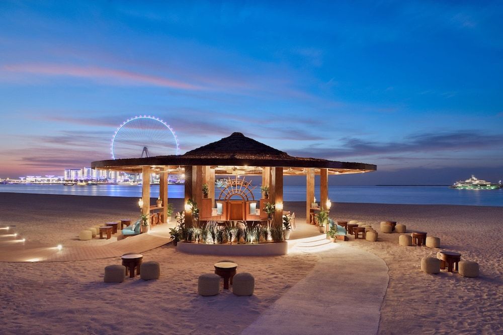 undefined The Ritz-Carlton, Dubai 9