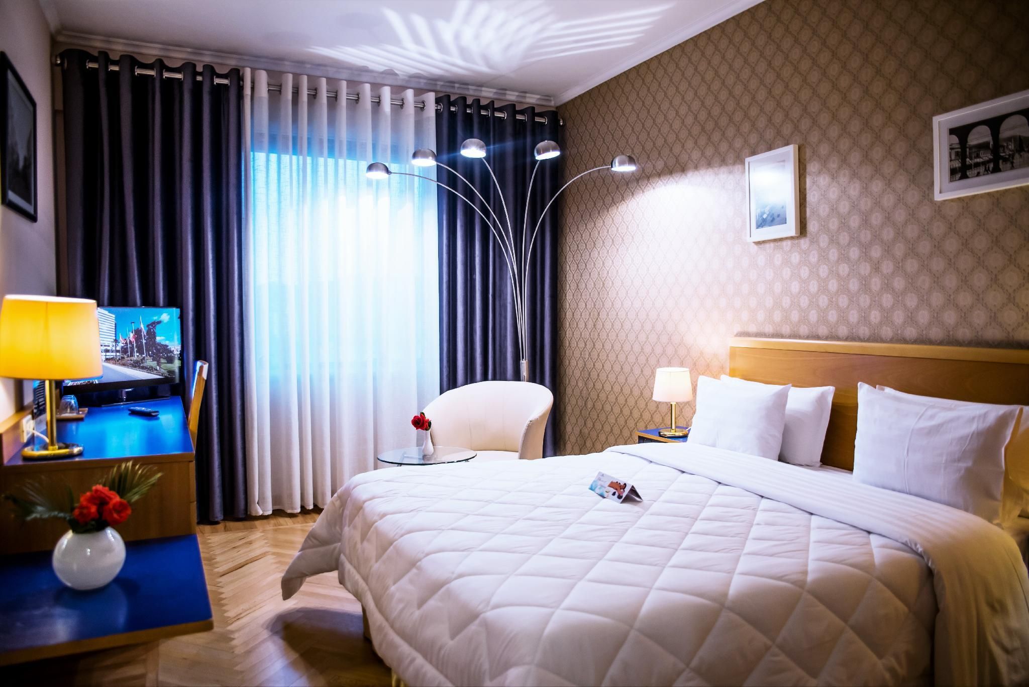 Tirana International Hotel & Conference Centre Standard Double Room 12