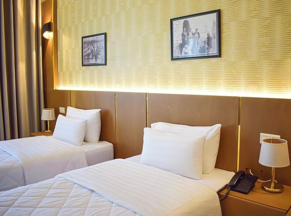 Tirana International Hotel & Conference Centre Standard Double Room 4