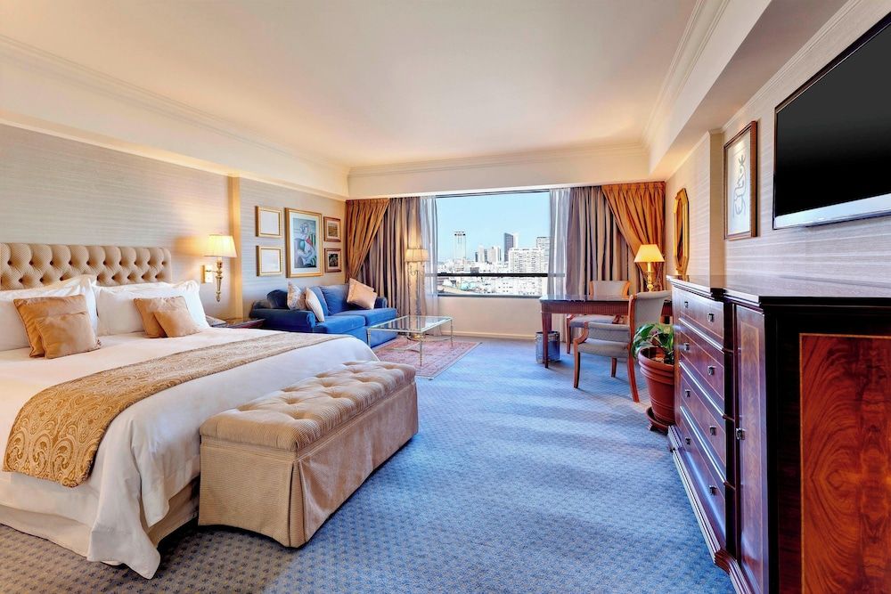 Deluxe Room, 1 King Bed, Non Smoking
