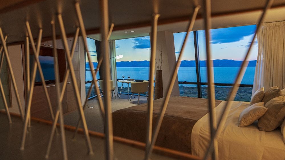Design Suites Calafate Suite, Lake View 2
