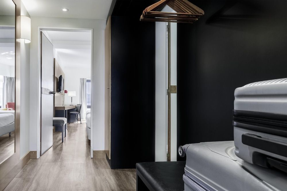 NH Edelweiss Bariloche Superior Room 9