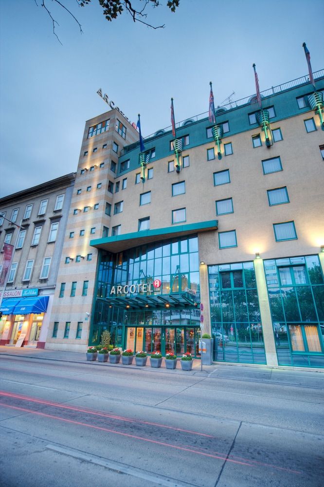 undefined ARCOTEL Wimberger Vienna 8