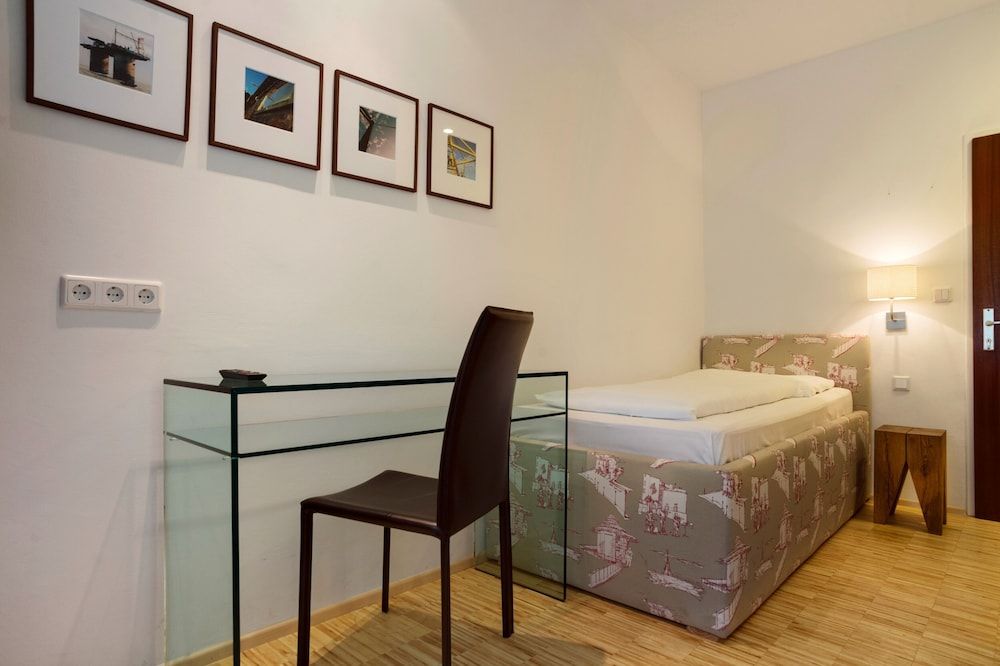 undefined Hotel Kunsthof 3