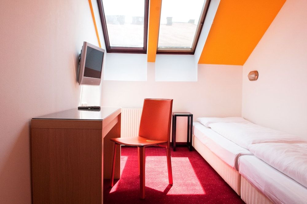 undefined Hotel Kunsthof 4