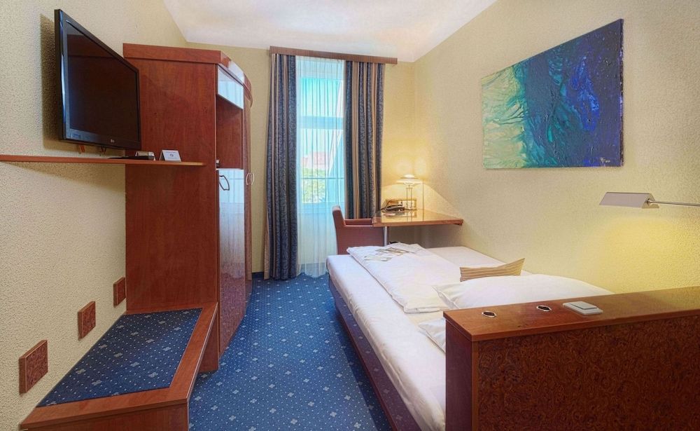 undefined Nestroy Wien 4