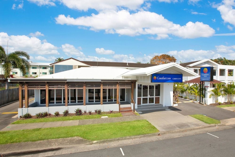 undefined Comfort Inn Cairns City 7