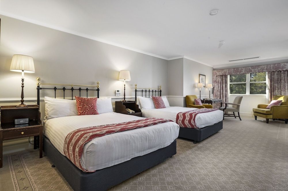 Lilianfels Resort & Spa - Blue Mountains Deluxe Twin Room, 2 Queen Beds