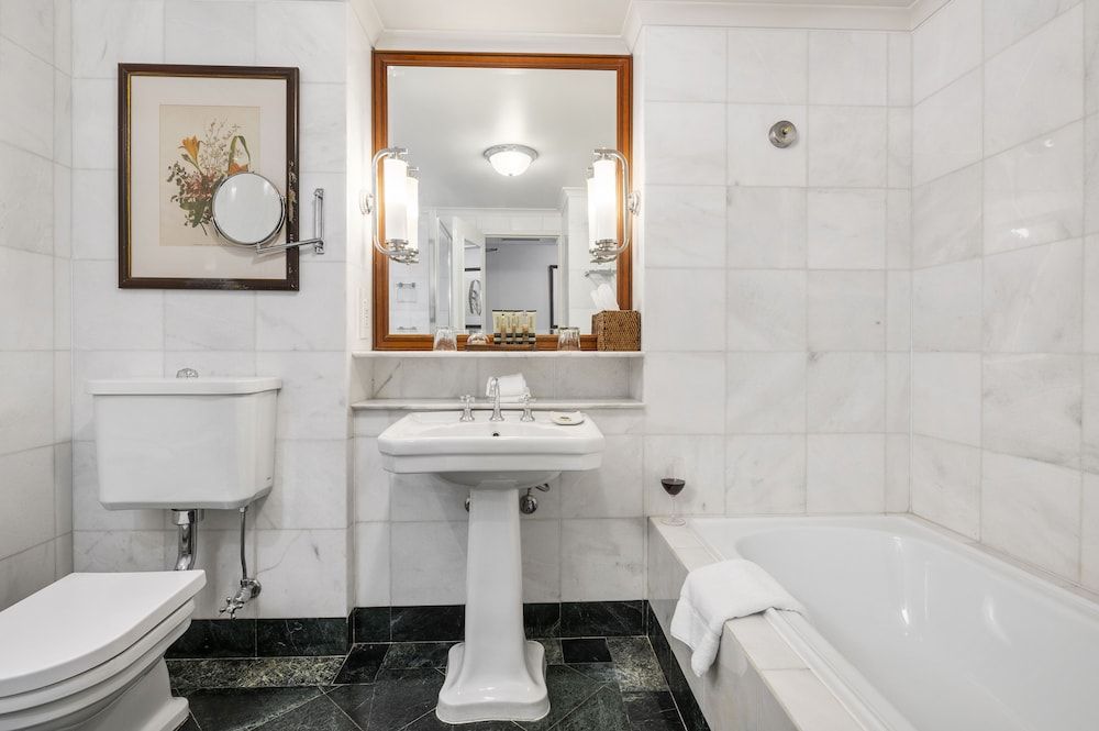 Lilianfels Resort & Spa - Blue Mountains Deluxe Room, 1 King Bed, Mountain View 5