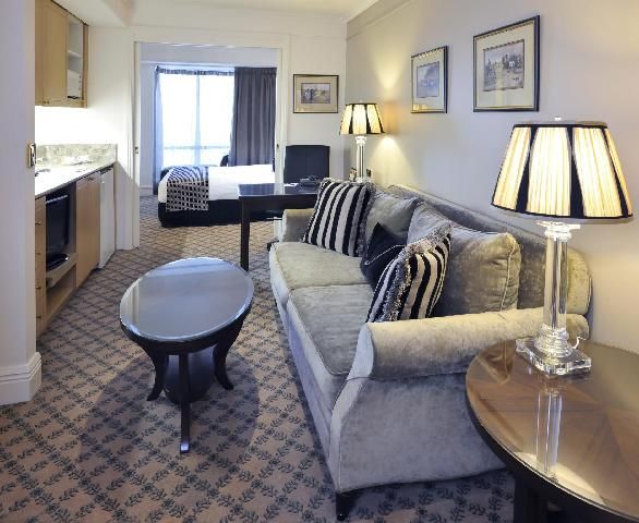 Stamford Plaza Melbourne Studio Suite 3