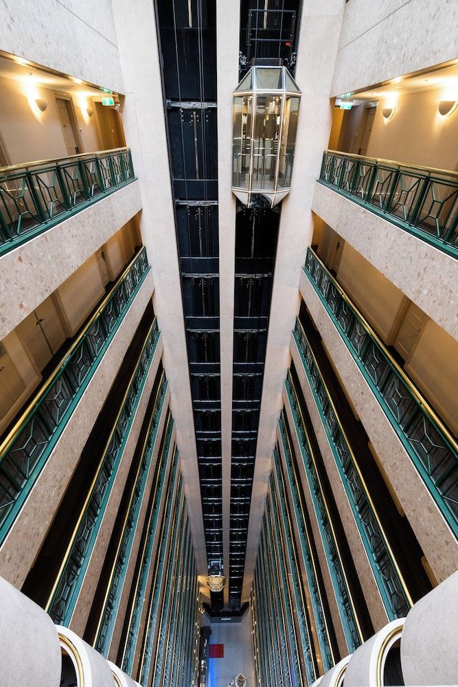 undefined Stamford Plaza Melbourne 3