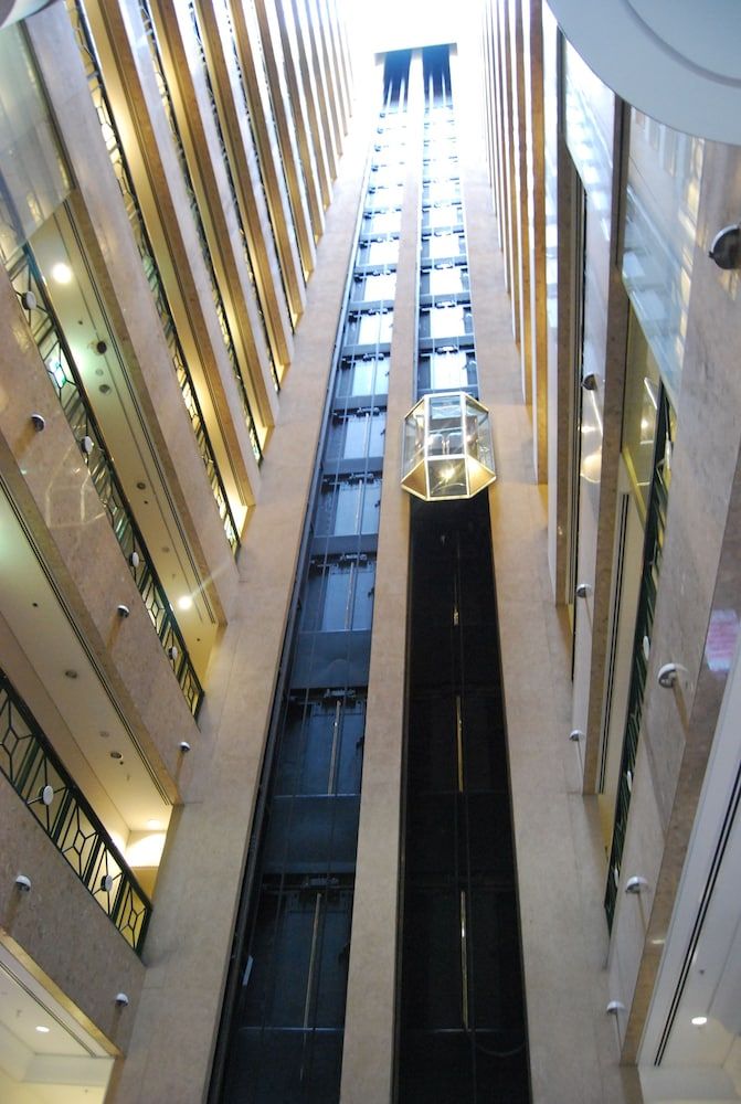 undefined Stamford Plaza Melbourne 5