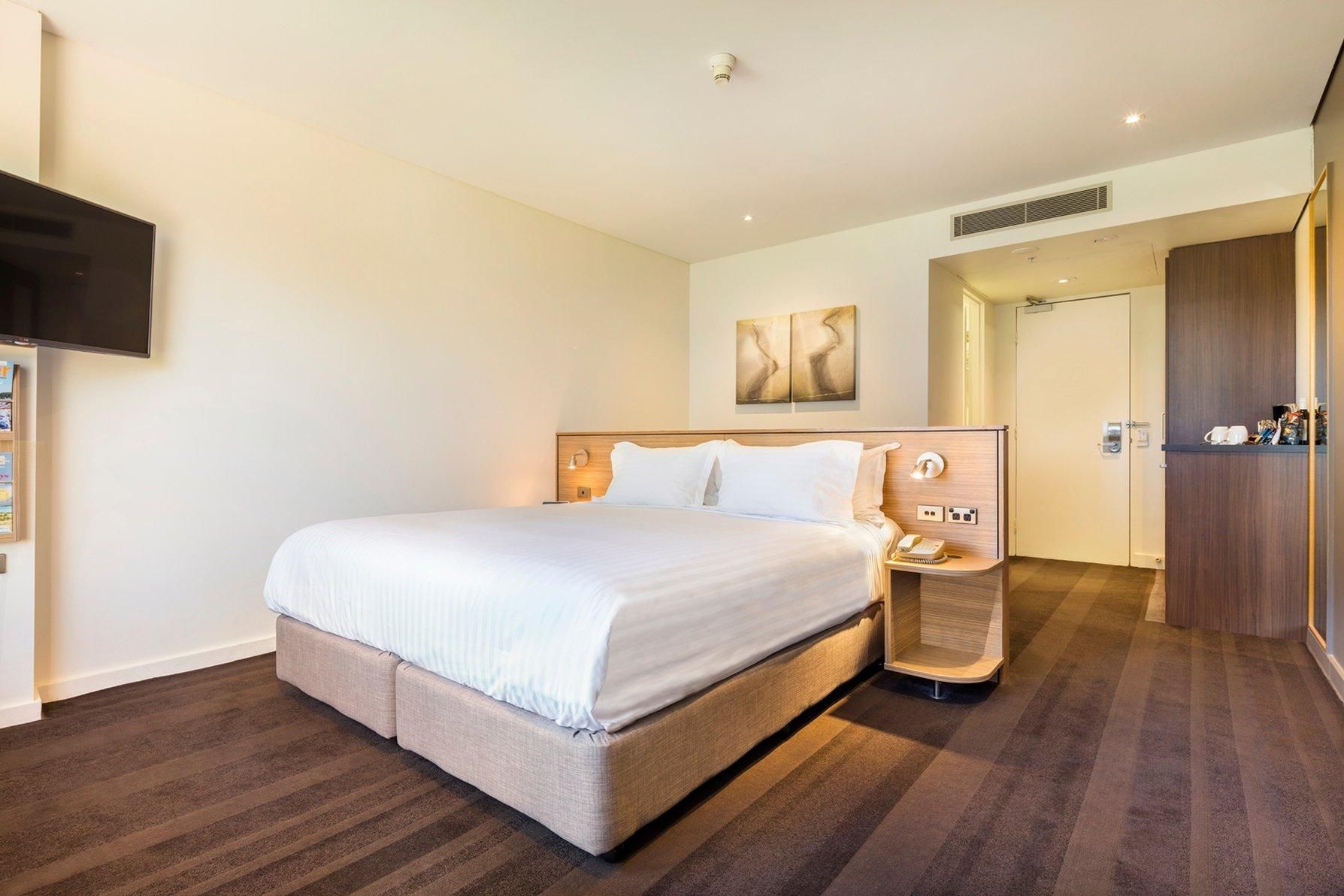 1 King Premium Glebe Park View