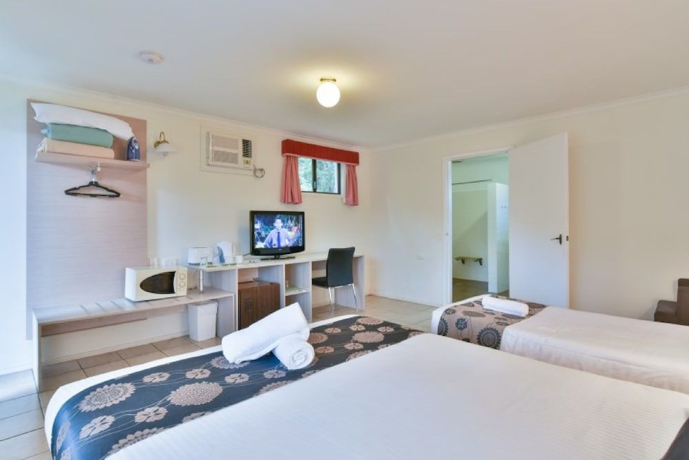 Executive Queen Room (Accessible) - Pet friendly