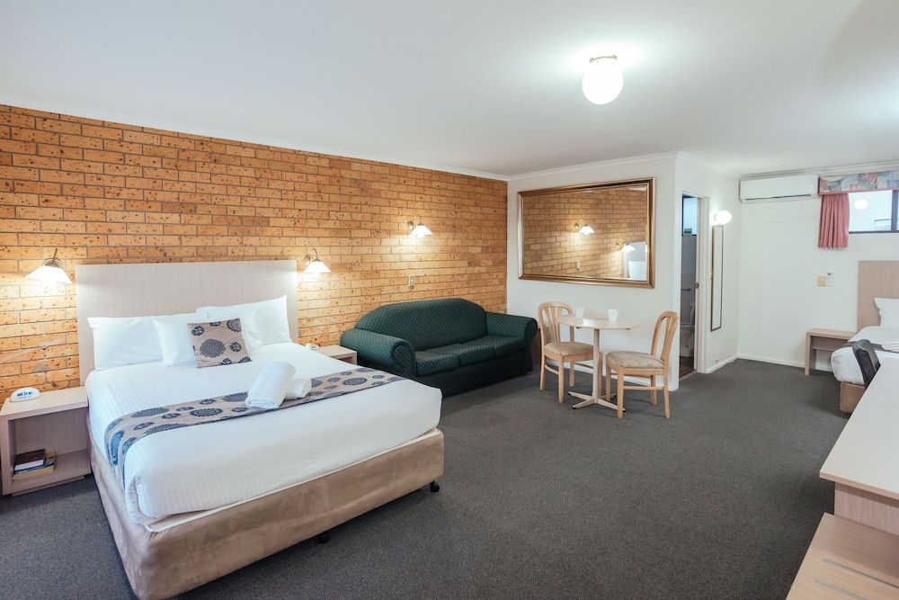 Coffs Windmill Motel Executive King Room - Not Pet Friendly