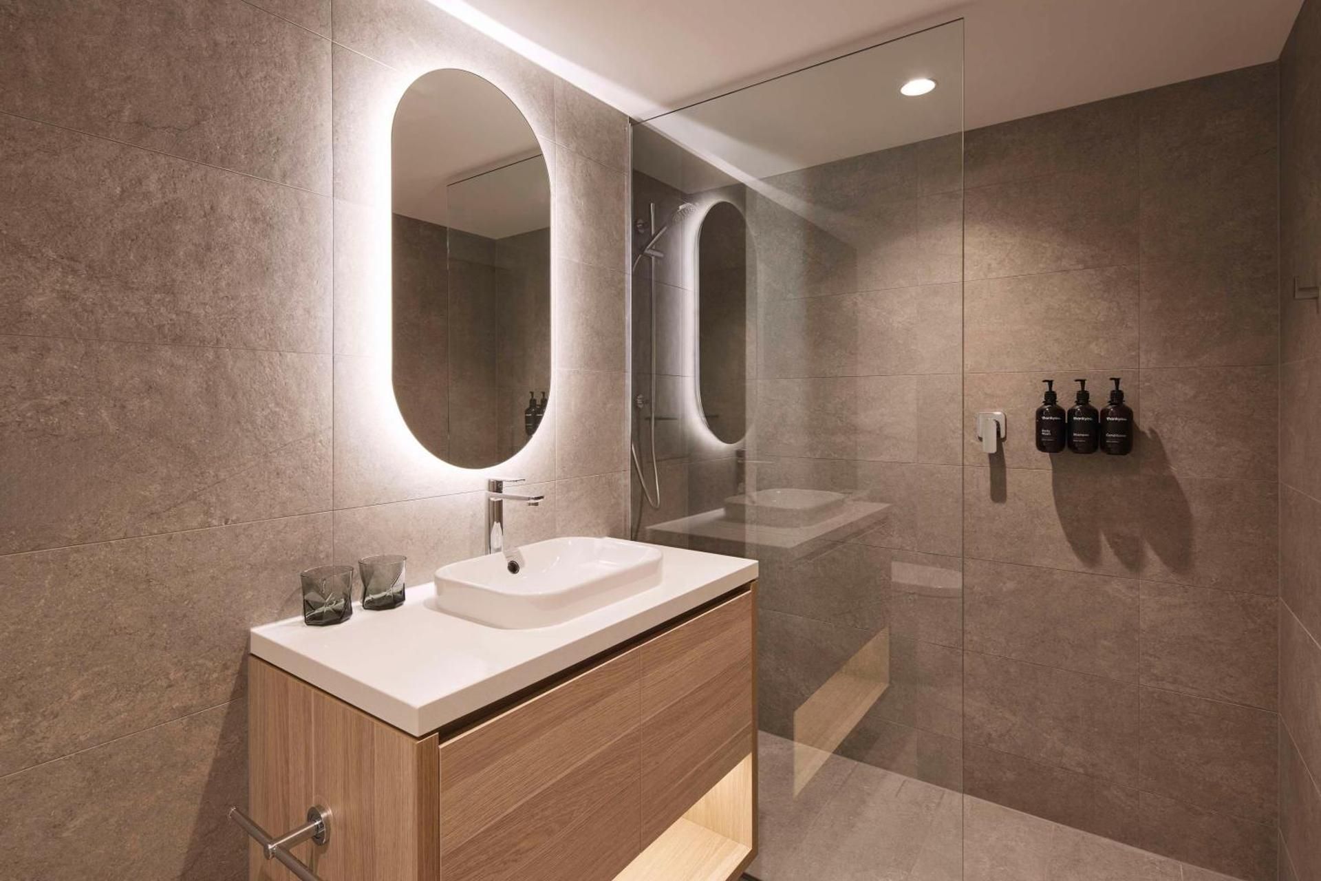 Rydges Port Macquarie Executive Suite 2